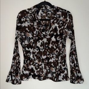 Apt. 9 Retro Whimsical Pattern Pleated Bell Sleeve Flared Button Up Top